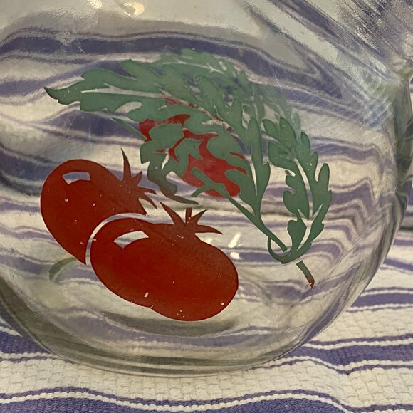 Vintage Mini Ball Glass Pitcher Clear w/painted Tomato Sz 6.5" h x 6.5" W 20FLoz - Picture 8 of 8